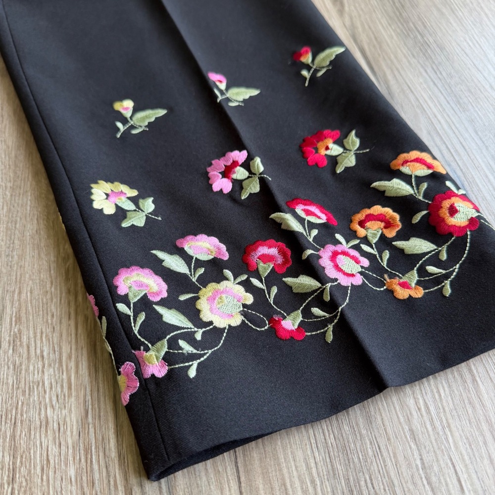 Vintage Black Floral Embroidered Ankle Pants High Rise Straight Womens Sz 8 - Picture 2 of 6